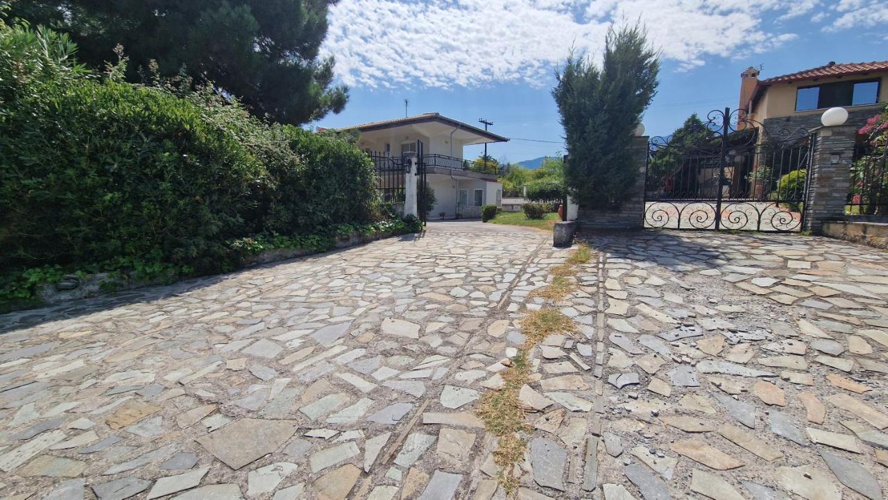 Modern Sea Villa In Leptokaria Esterno foto